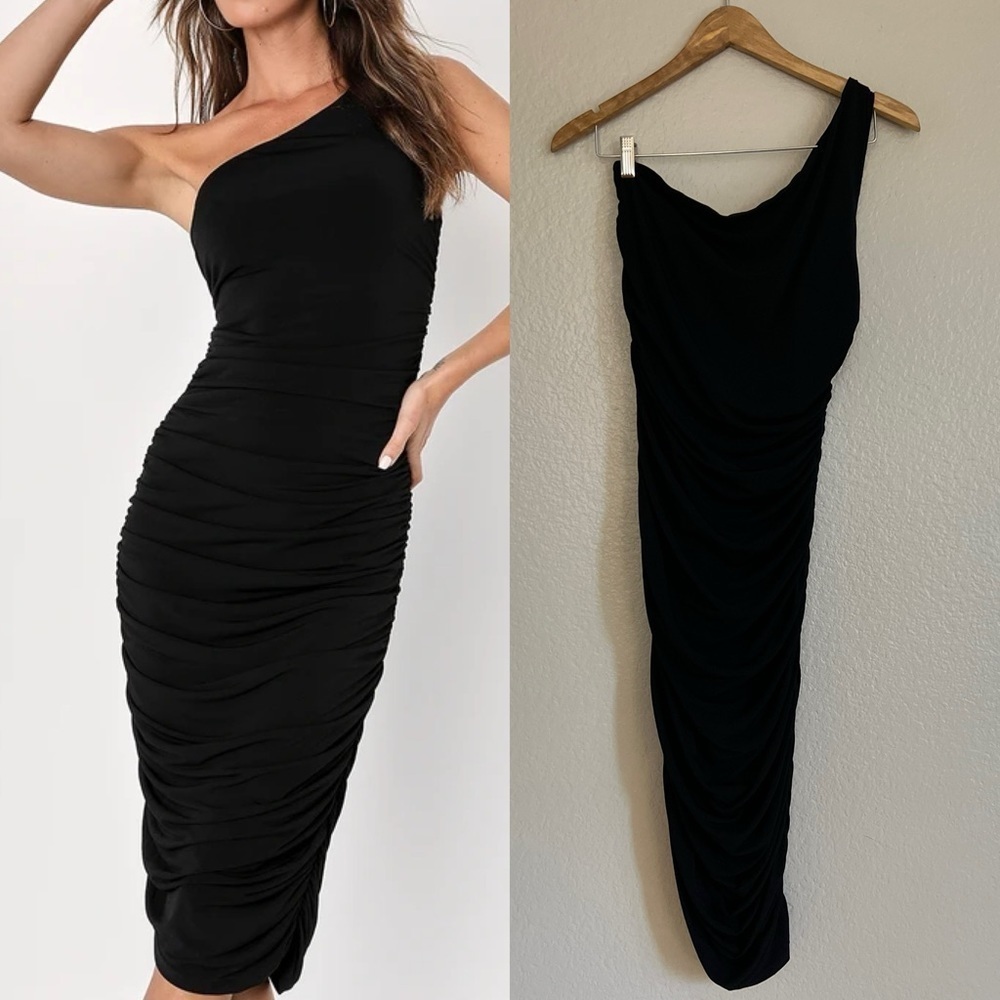 NWOT Total Appeal Black Ruched One-Shoulder Bodycon Midi Dress